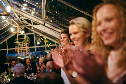 Neįprastai į vestuves atvykę jaunavedžiai stebino svečius