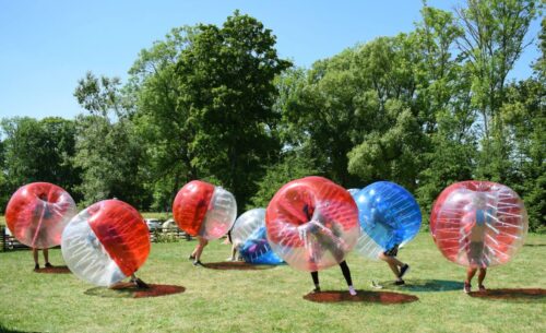 Pripučiamų pramogų nuoma – Burbulinis futbolas