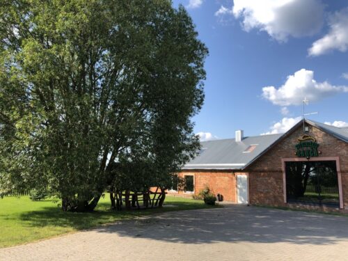 Visas gyvenimas, tai didelis balius. Sodyba-pobūvių salė „Butrimiškių Ranča”.